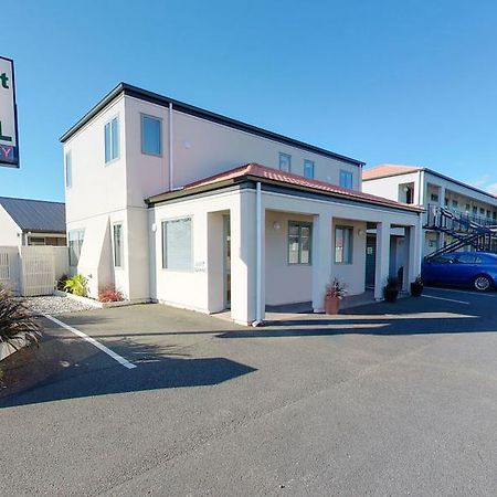 Westport Spa Motel Exteriör bild
