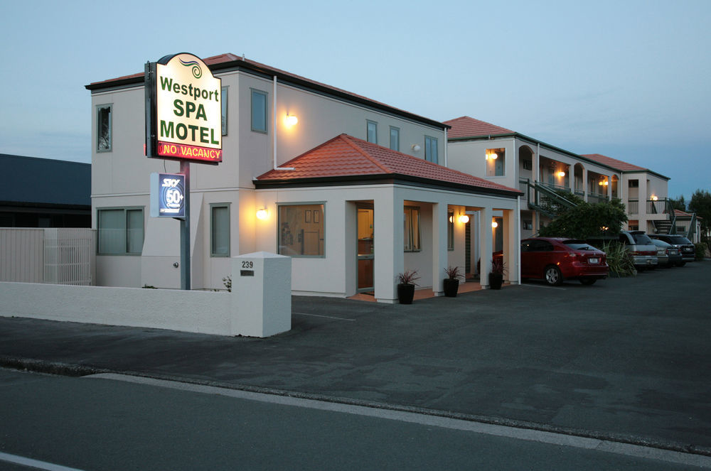 Westport Spa Motel Exteriör bild
